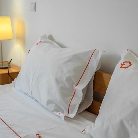 Hopstays Vilamoura All In - Marina View Apartment Quarteira Exteriör bild
