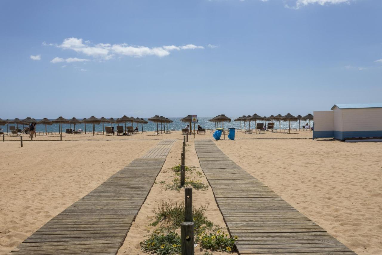 Hopstays Vilamoura All In - Marina View Apartment Quarteira Exteriör bild